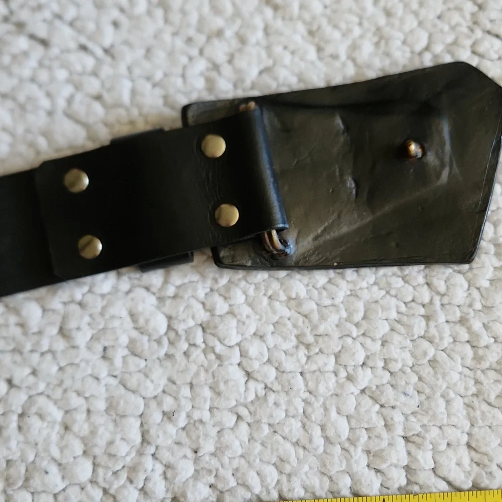 Black leather belt w/ black leather buckle Sz 36